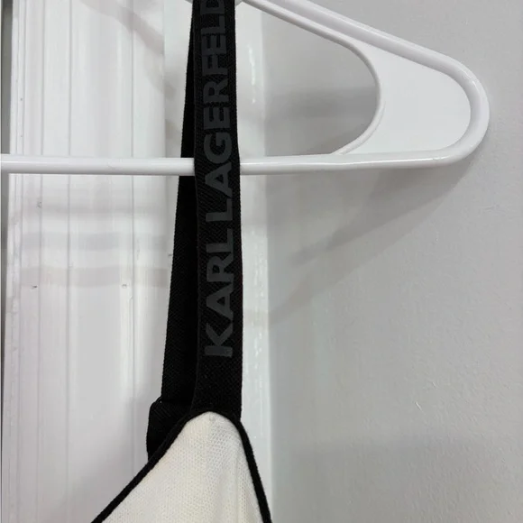 Karl Lagerfeld Black and Cream Label Detail - Picture 3 of 6